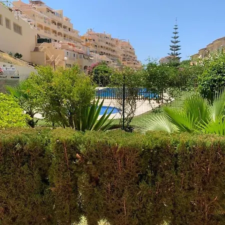 Encantador Piso Con Terraza Y Piscina Appartement Benalmádena