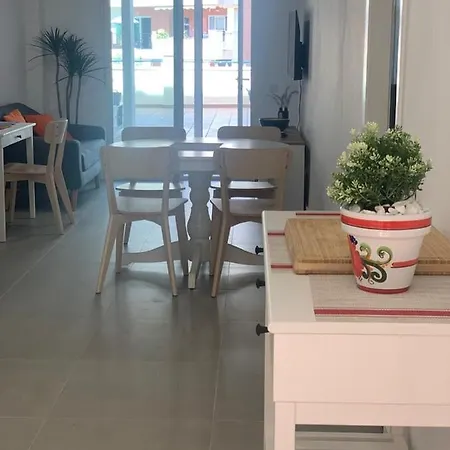 Encantador Piso Con Terraza Y Piscina Appartement